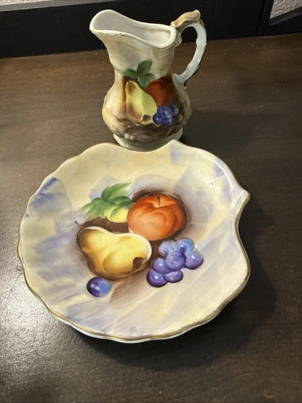 Vintage, Enesco Japan,Pear, Apple, Grapes Sauce & Butter Pat Set With Gold Trim
